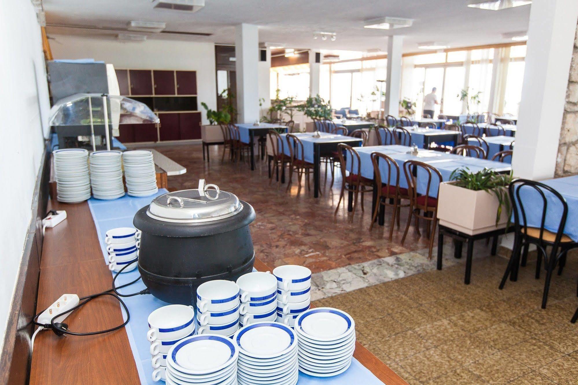 Paviljoni & Bungalow Kacjak تْسْغيكفانِتْسا المظهر الخارجي الصورة