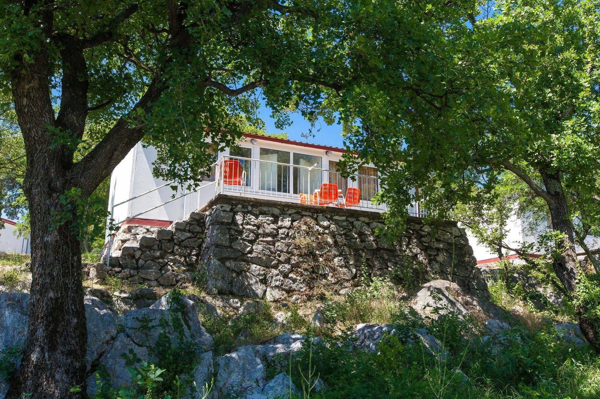Paviljoni & Bungalow Kacjak تْسْغيكفانِتْسا المظهر الخارجي الصورة